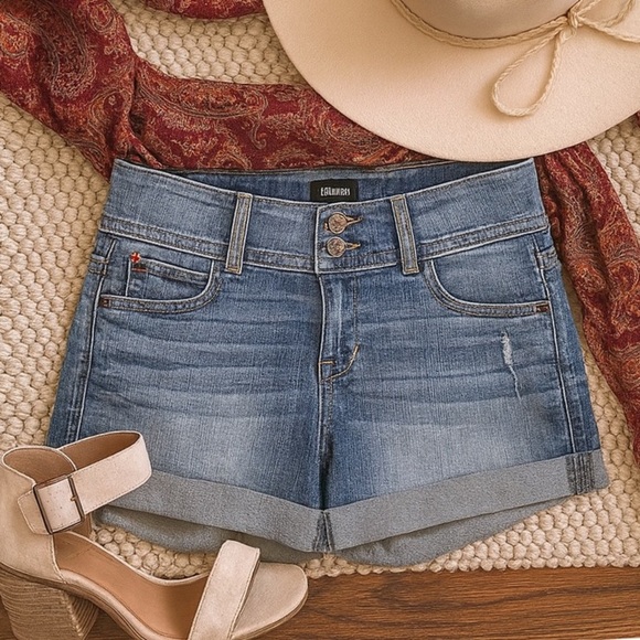 Hudson Women's Ruby Cuffed Mid-Thigh Denim Shorts ❤️ 25 - Picture 1 of 7
